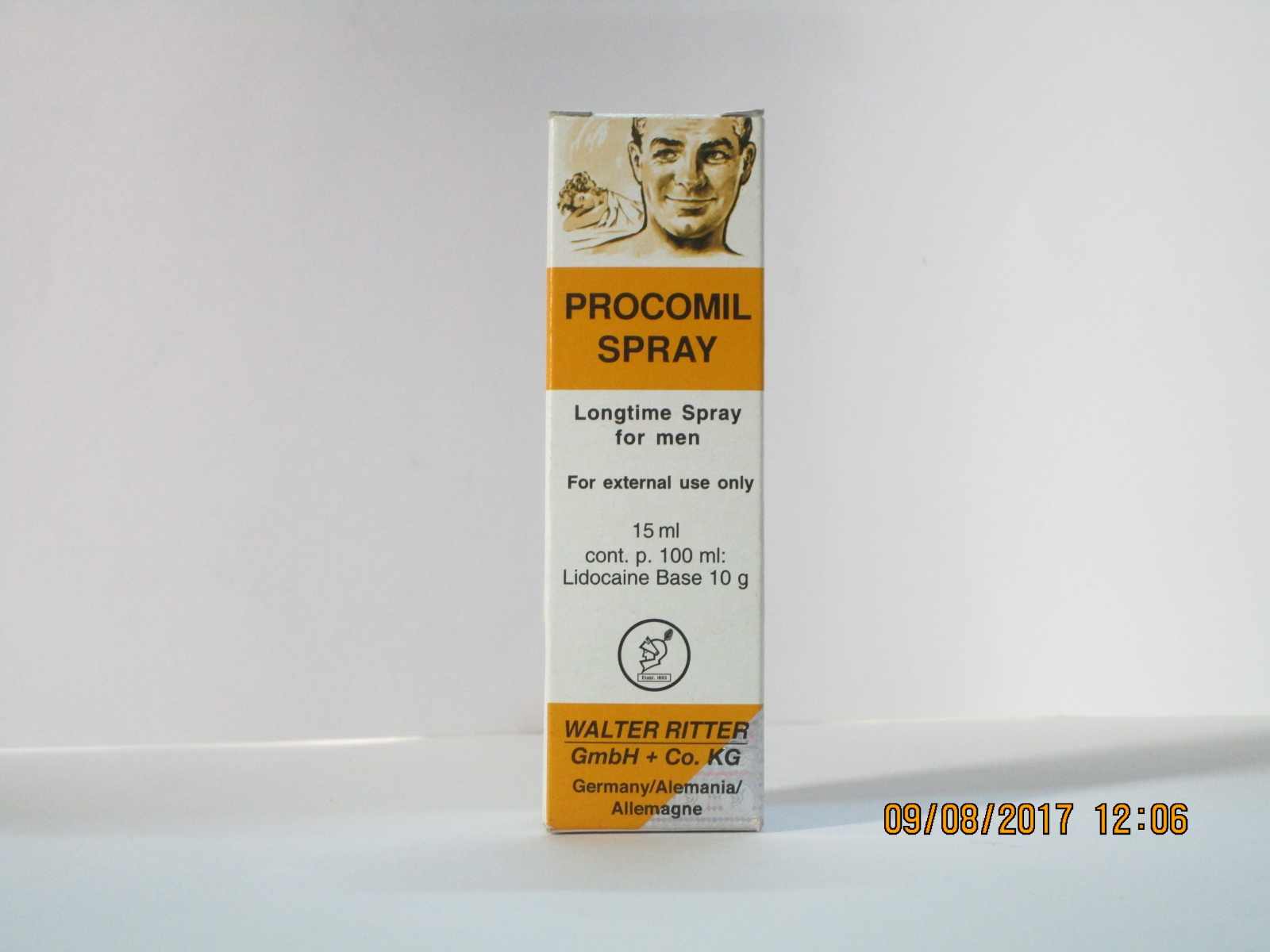 thuốc xịt procomil spray chống xuất tinh sớm